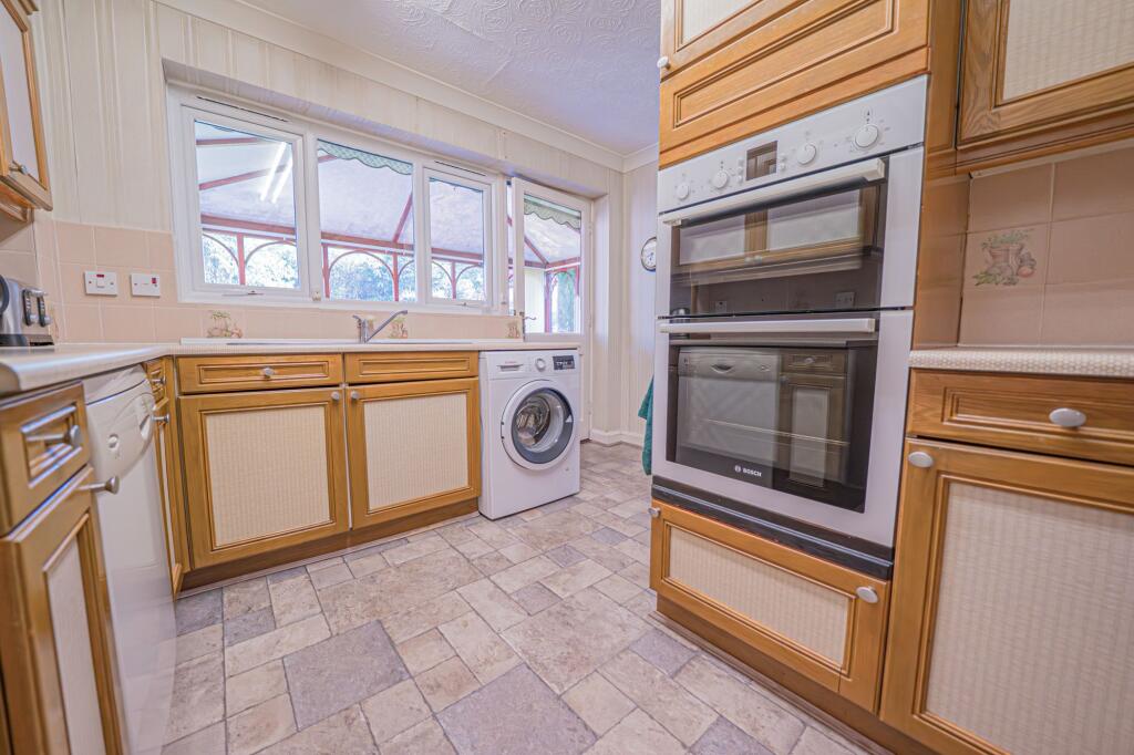 Additional image 6 of Burnaston Crescent, Shirley, B90