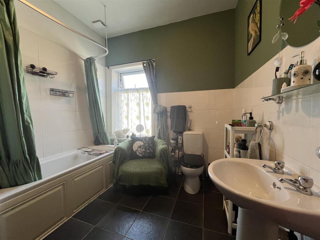 Additional image 4 of Second Street, Low Moor, Bradford