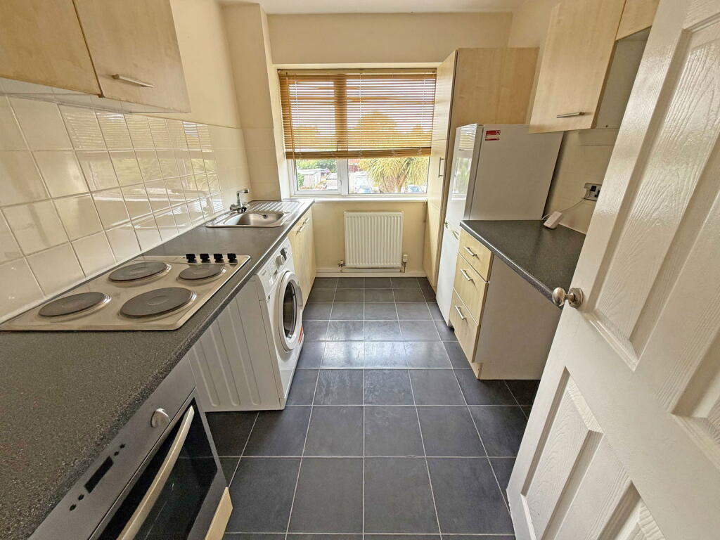 Additional image 8 of Merryfield Close, Solihull, B92 9PW