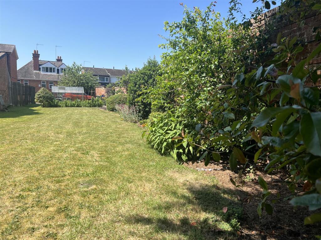 Additional image 37 of Henley Street, Alcester