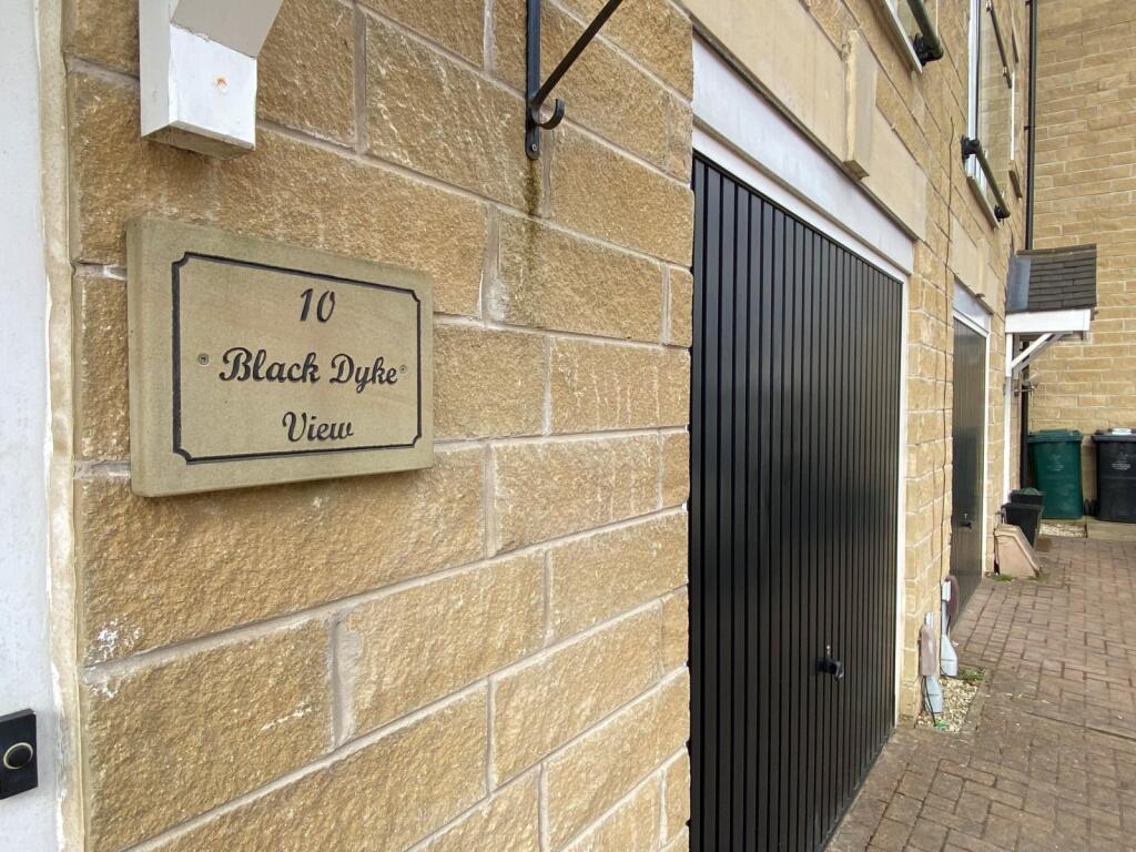 Additional image 31 of Black Dyke View, Queensbury, Bradford, BD13