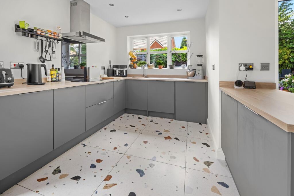 Additional image 4 of Green Bower Drive, Bromsgrove, Worcestershire