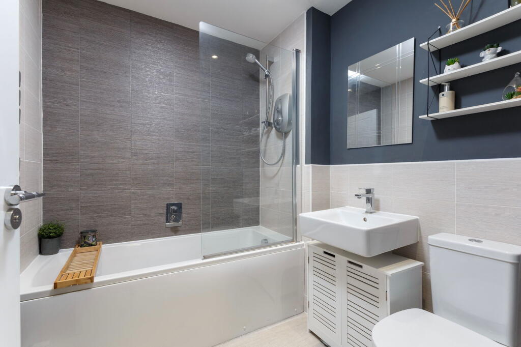 Additional image 13 of Brompton Drive, Bradford, BD10 0DW