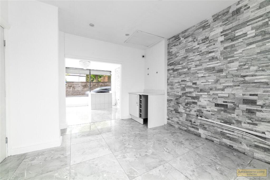 Additional image 4 of ***Blackburn Road, Darwen, Lancashire, BB3