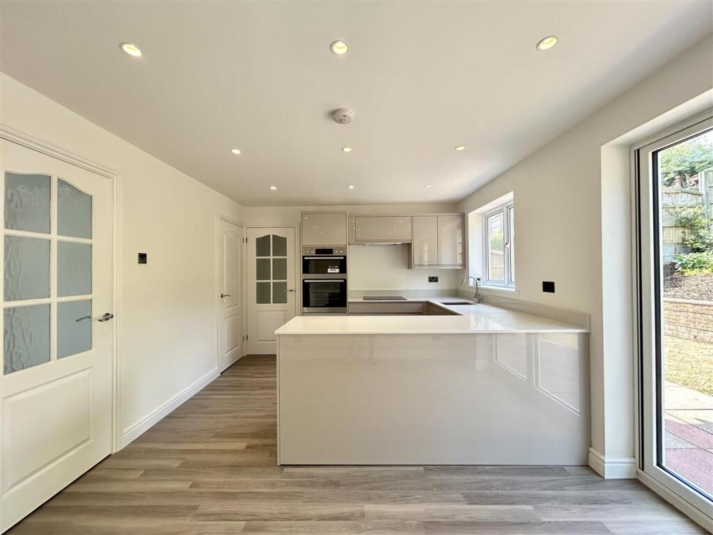 Additional image 8 of Midhill Drive, Rowley Regis