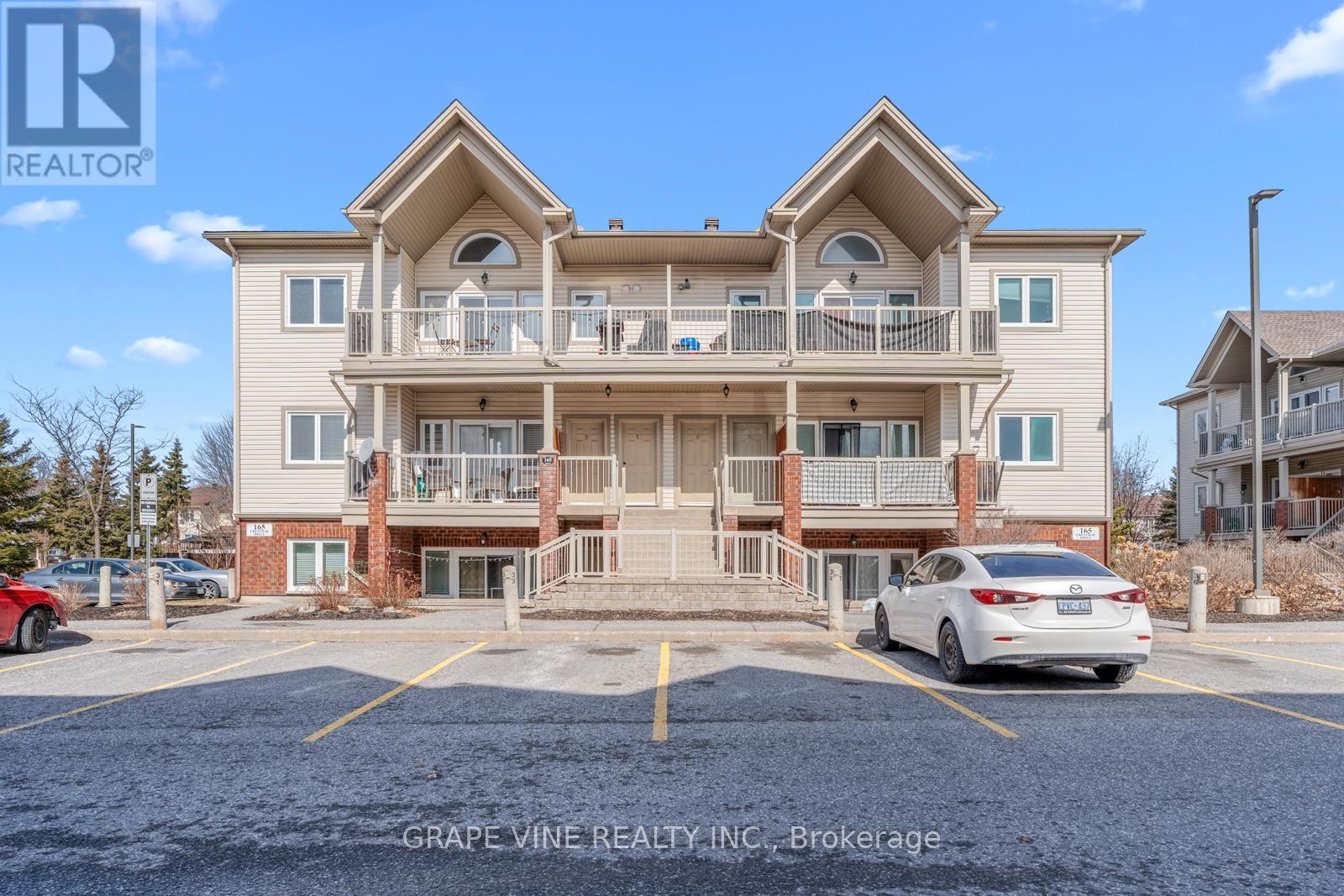 #D - 165 CRESTWAY DRIVE|Ottawa, Ontario K2G7C8