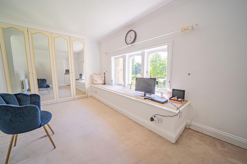 Additional image 19 of Warwick Road, Knowle, B93