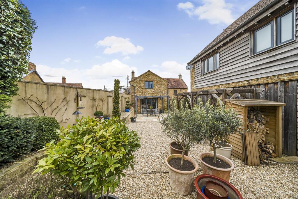 Additional image 8 of 9 Vicarage Street, Tintinhull, Yeovil