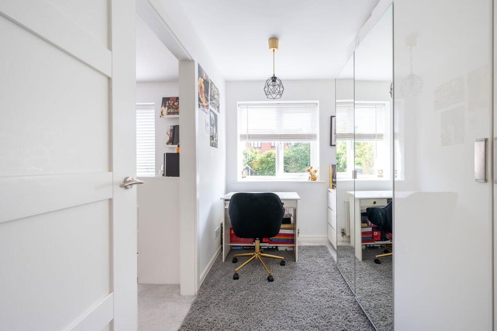 Additional image 31 of Beverley Close, Sutton Coldfield, B72 1YF