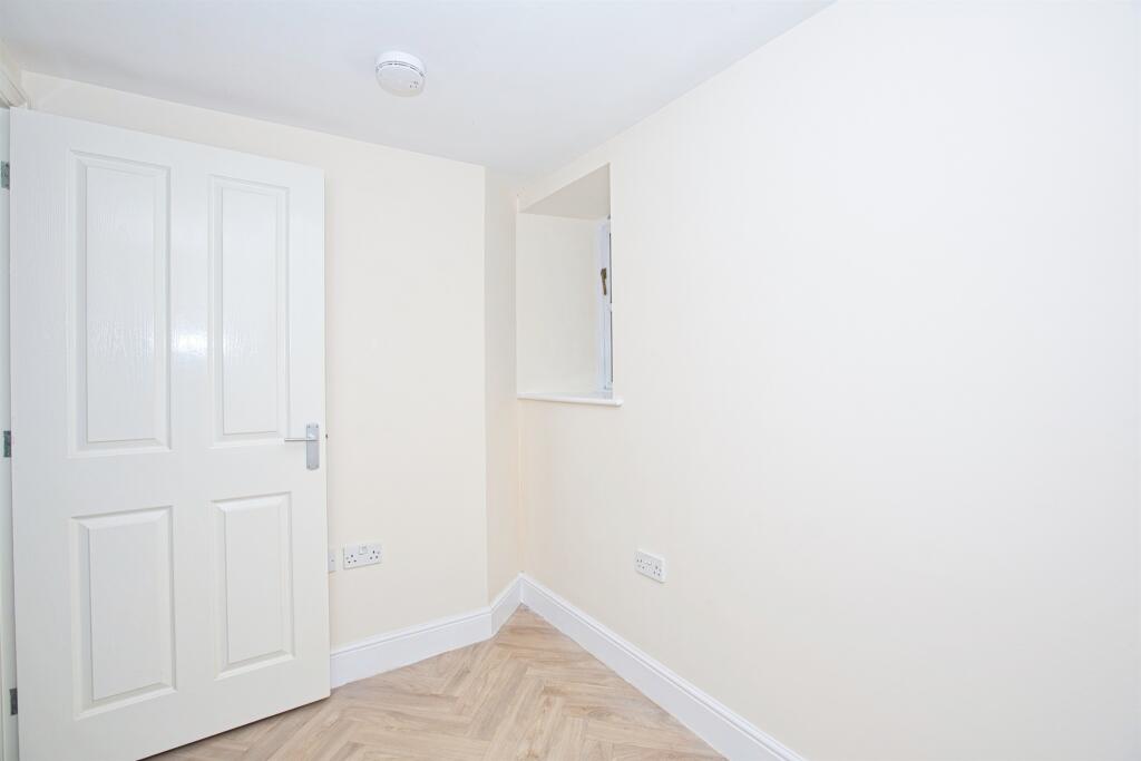 Additional image 8 of The Batch, Shepton Mallet