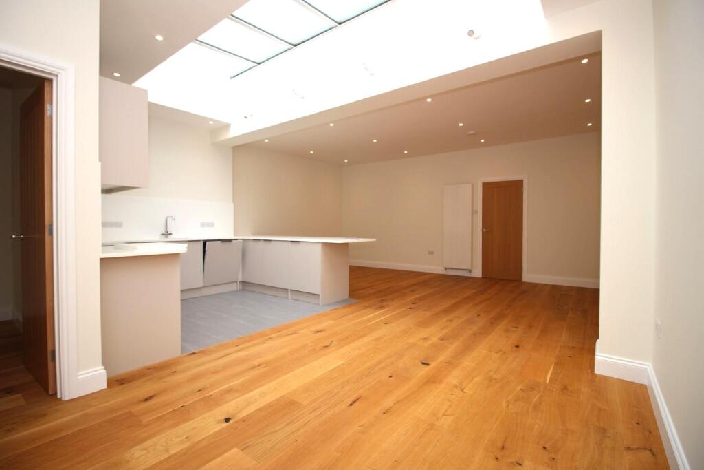 Additional image 6 of Crescent Gardens, Bath