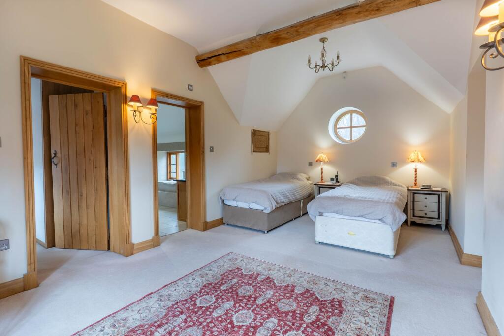 Additional image 25 of Brockhill Lane, Alvechurch, B48