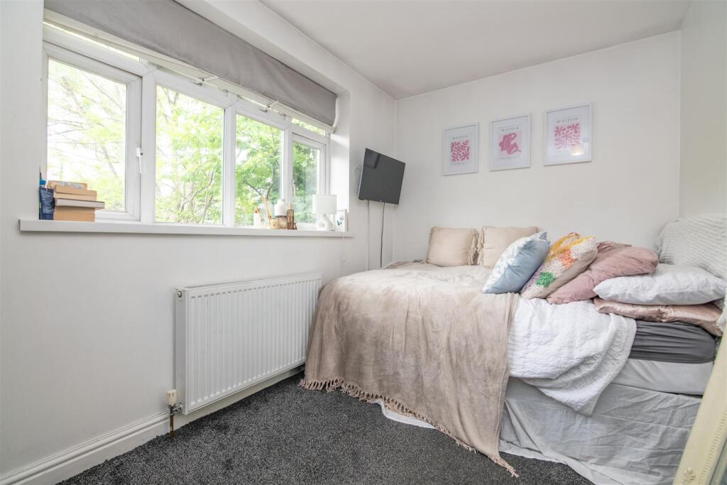 Additional image 27 of Farm Close, Solihull