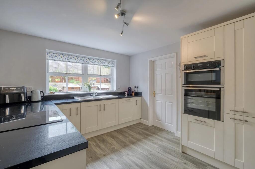 Additional image 4 of Great Hockings Lane, Webheath, B97
