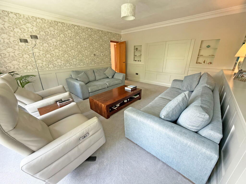 Additional image 28 of Brockhurst Lane, Dickens Heath, Solihull, B90 1RG