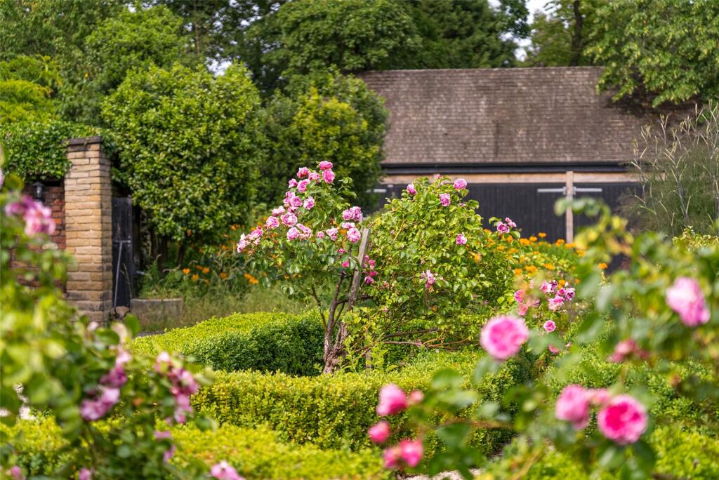 Additional image 20 of Spen Hall, Spen Lane, Gomersal, West Yorkshire