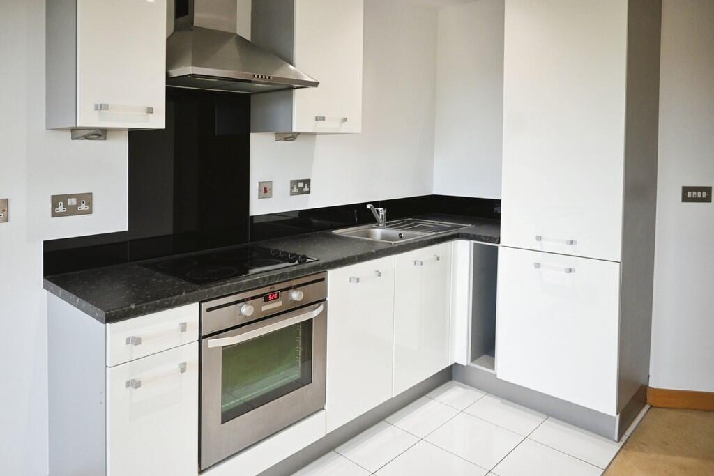 Additional image 10 of Salts Mill Road, Shipley