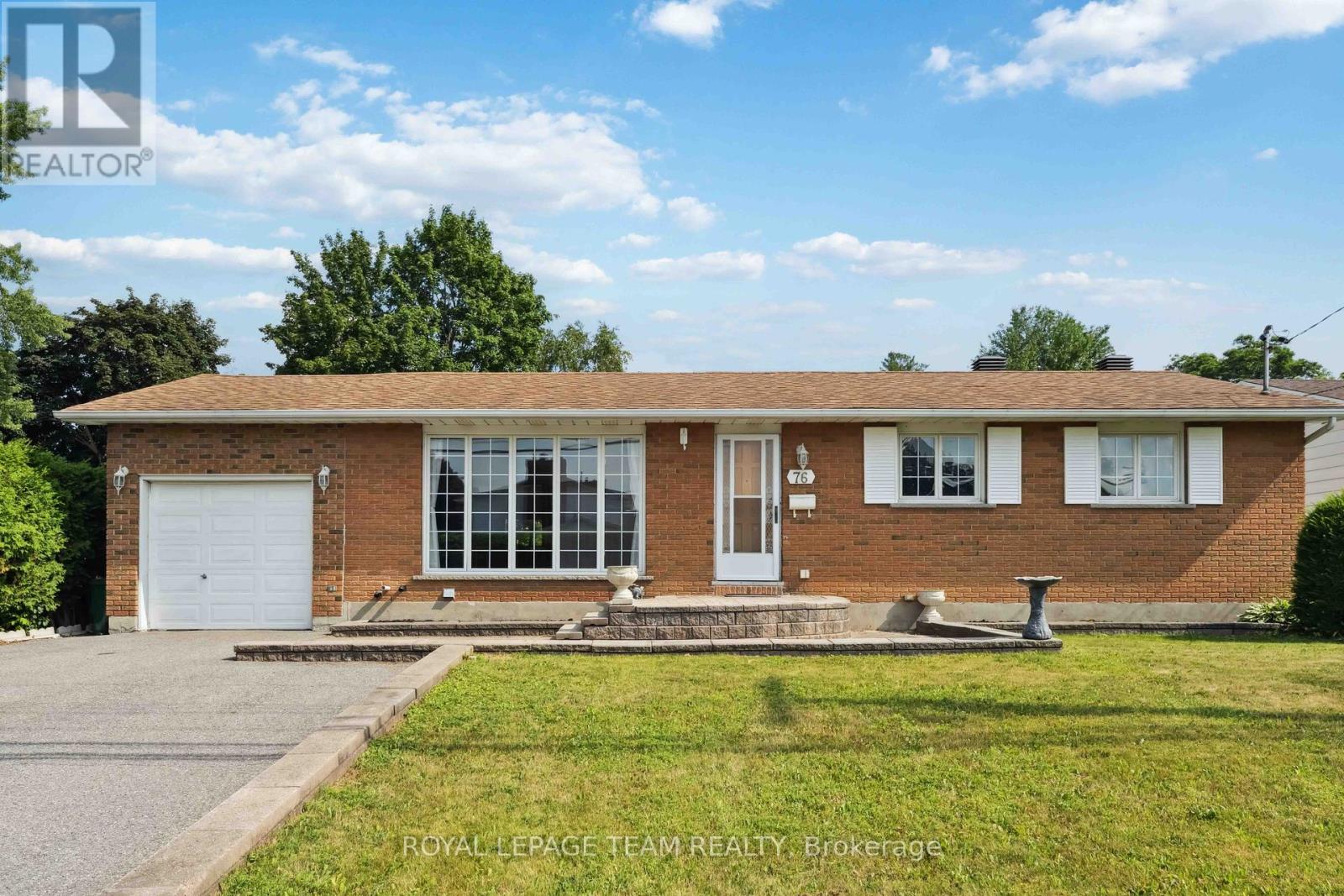 76 KNOXDALE ROAD|Ottawa, Ontario K2G1A6