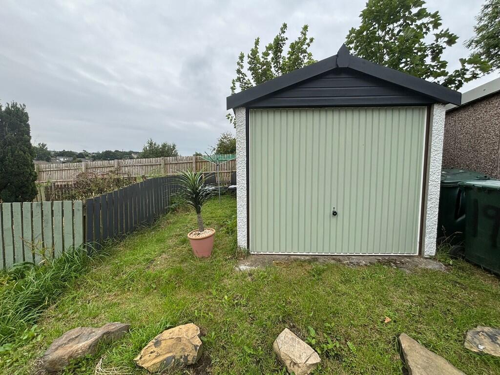 Additional image 16 of Ashmount, Clayton, Bradford