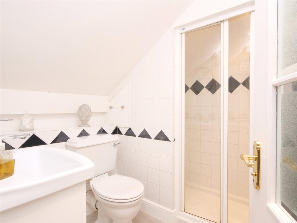 Additional image 32 of Oustanding Five Bedroom House In Pilton