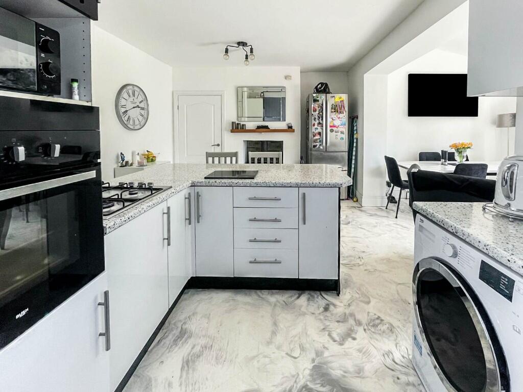 Additional image 7 of Strathallan Drive, Baildon, BD17