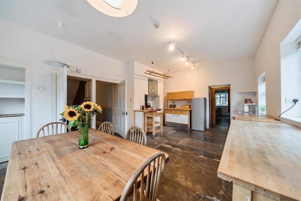 Additional image 21 of Manor Road, Mere