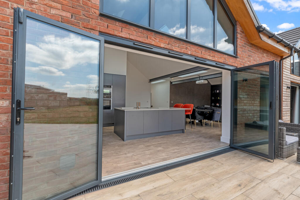 Additional image 9 of Haye Lane, Mappleborough Green, B80