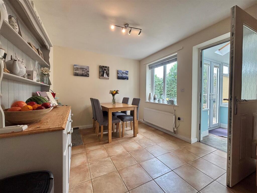 Additional image 6 of Furge Grove, Henstridge, Templecombe