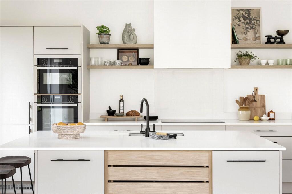 Additional image 21 of The Barn Garden, Great Elm