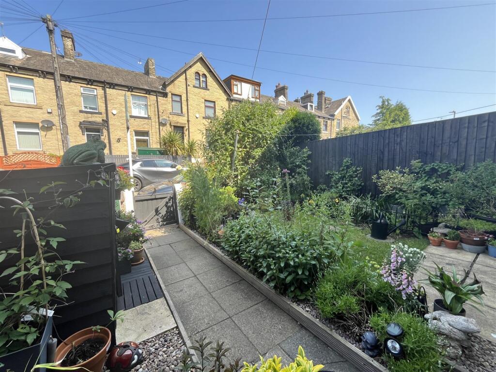 Additional image 8 of Second Street, Low Moor, Bradford