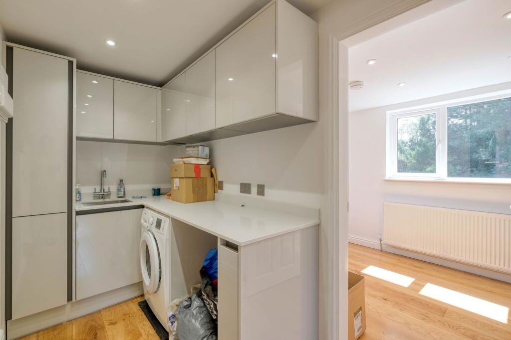 Additional image 8 of Coppice Close, Cheswick Green, B90