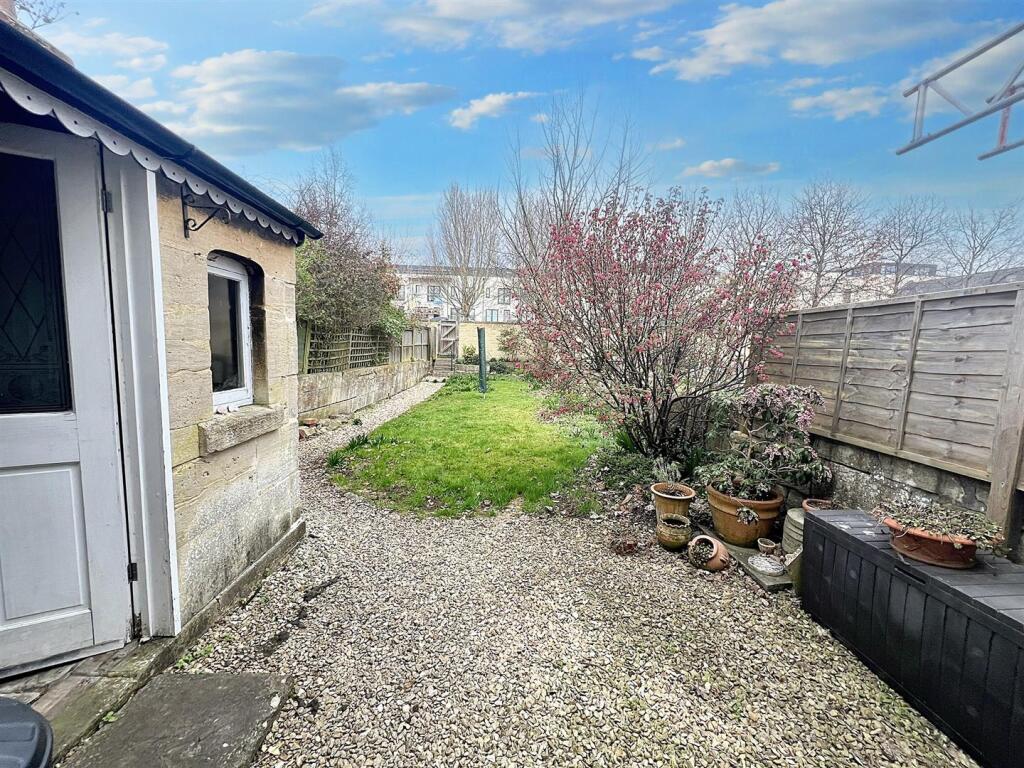 Additional image 17 of Victoria Buildings, Bath