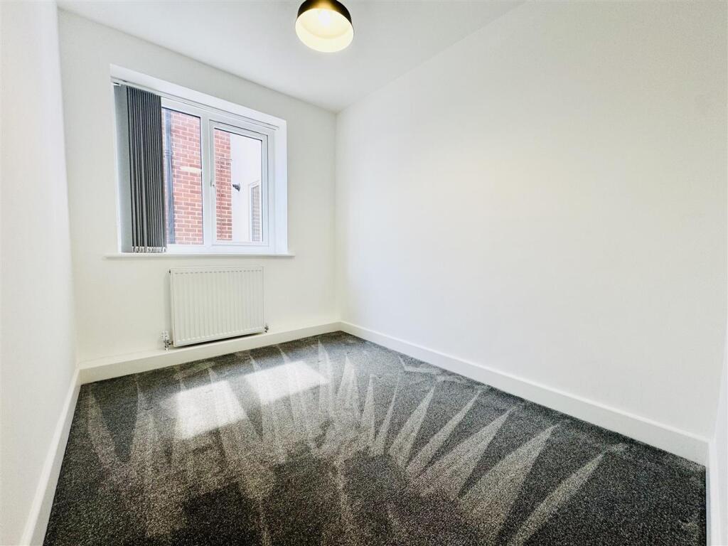 Additional image 8 of Warwick Court, Solihull