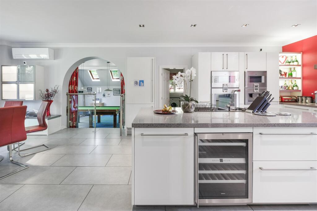 Additional image 10 of Selwyn Walk, Little Aston, Sutton Coldfield