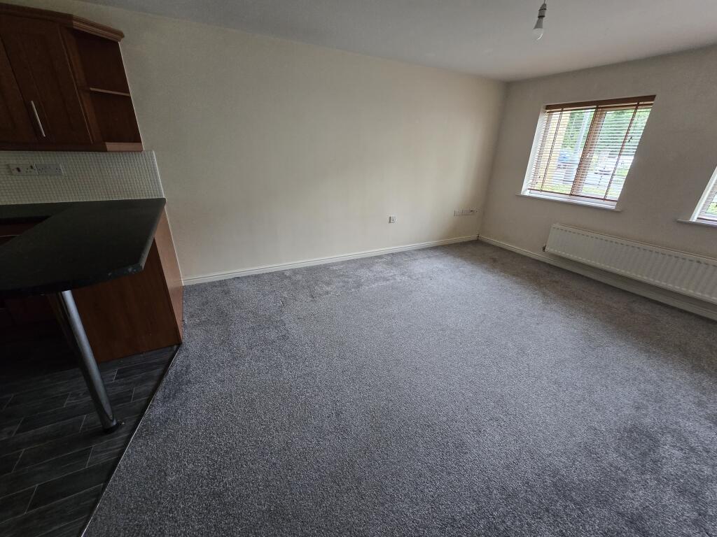 Additional image 10 of 39 Lodge Road, Thackley, Bradford, West Yorkshire, BD10