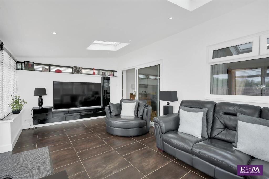 Additional image 12 of Kings Drive, Padiham