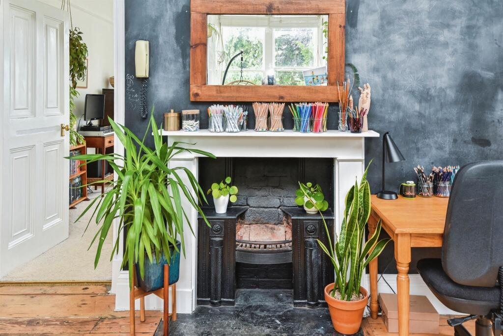 Additional image 4 of Vallis Road, Frome