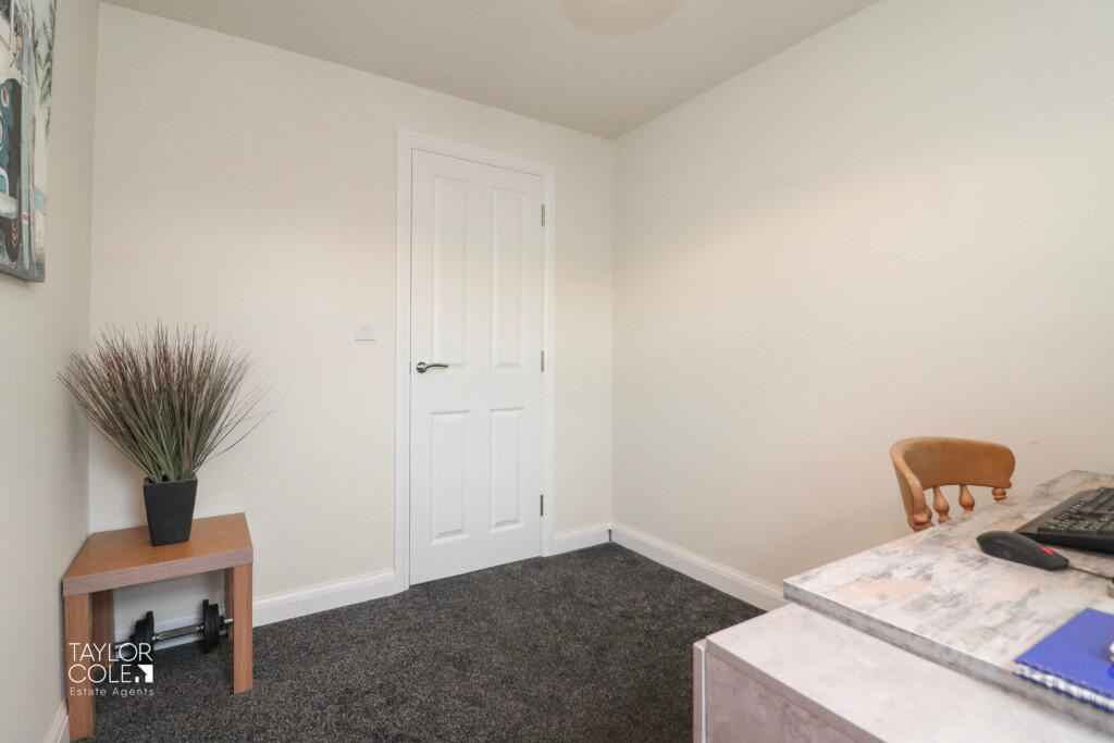Additional image 23 of Gardiner Close, Tamworth