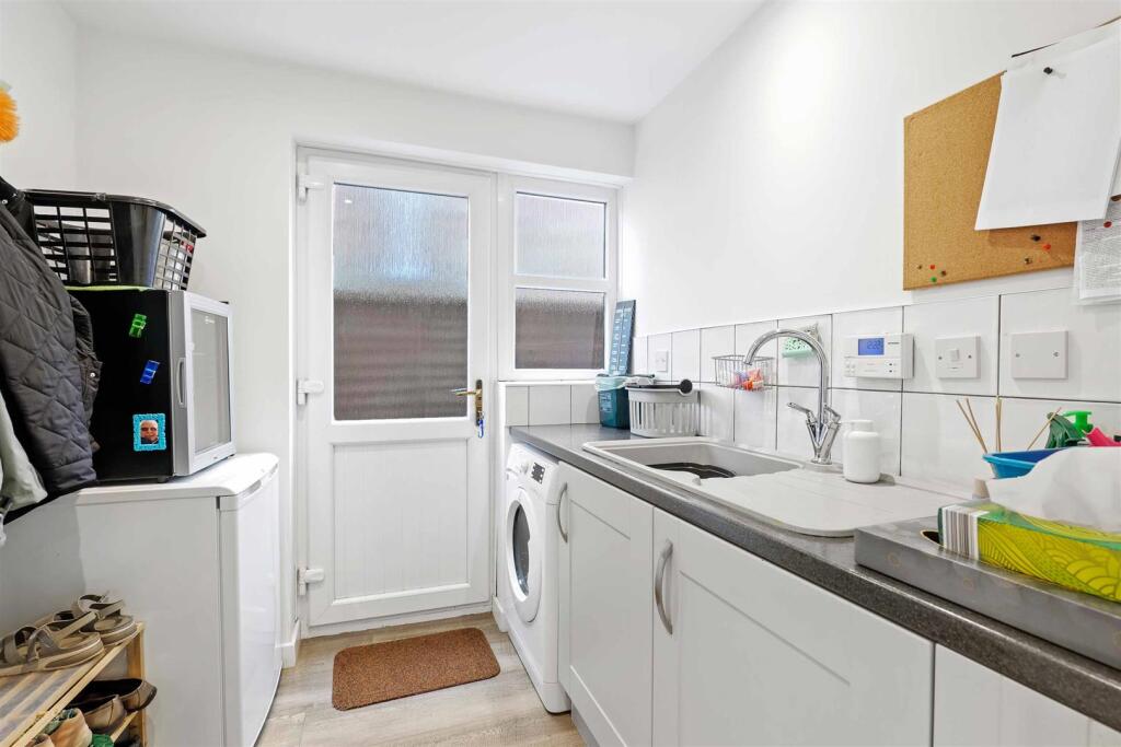 Additional image 8 of Victoria Way, Bidford-On-Avon, Alcester