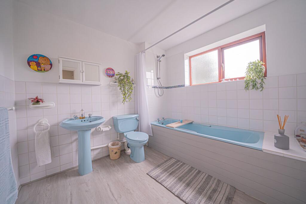 Additional image 16 of Avenue Close, Dorridge, B93