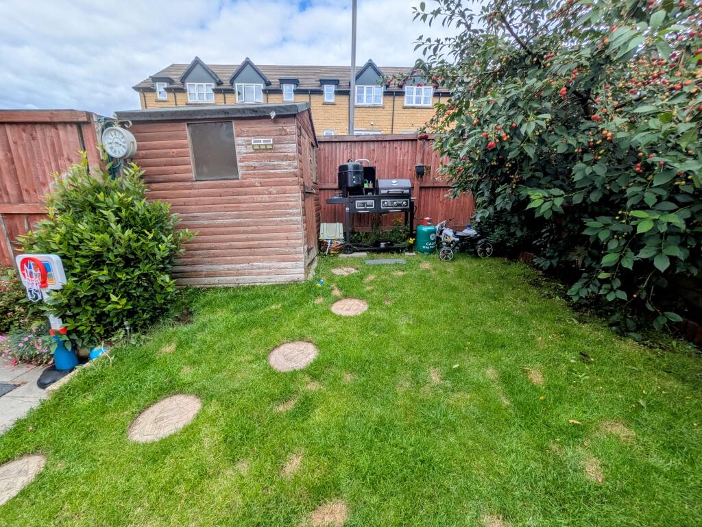Additional image 12 of Tempest Close, Bradford, BD13