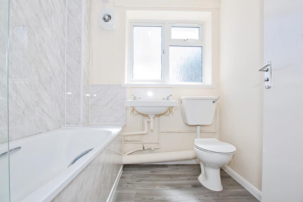 Additional image 11 of Cavalier Walk, Yeovil