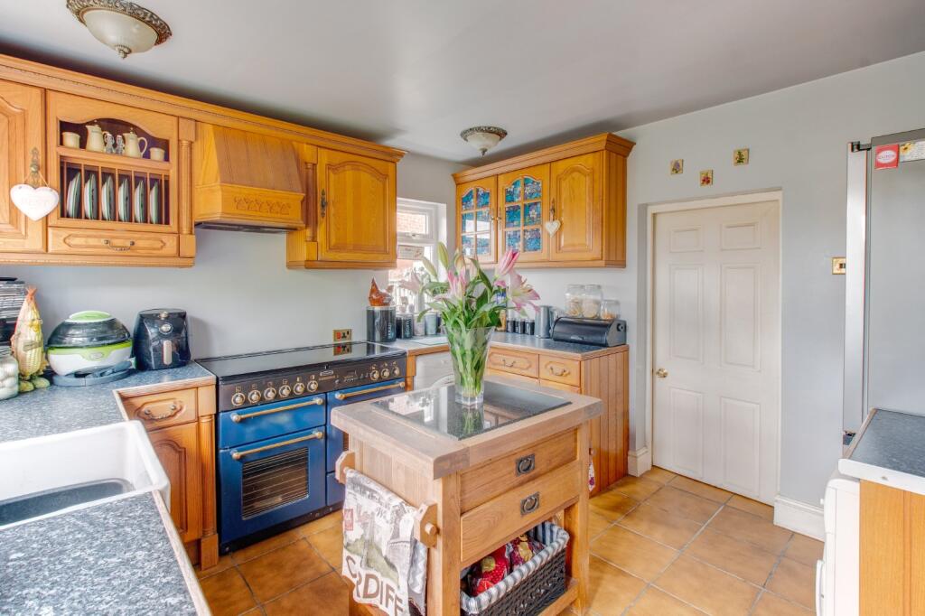 Additional image 20 of Kidderminster Road, Bromsgrove, Worcestershire, B61