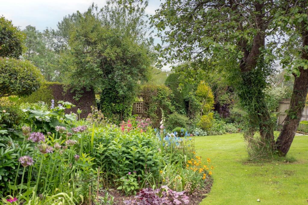 Additional image 16 of Scarfield Hill, Alvechurch, B48