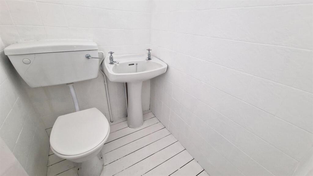 Additional image 9 of West Drive, Bonehill, Tamworth