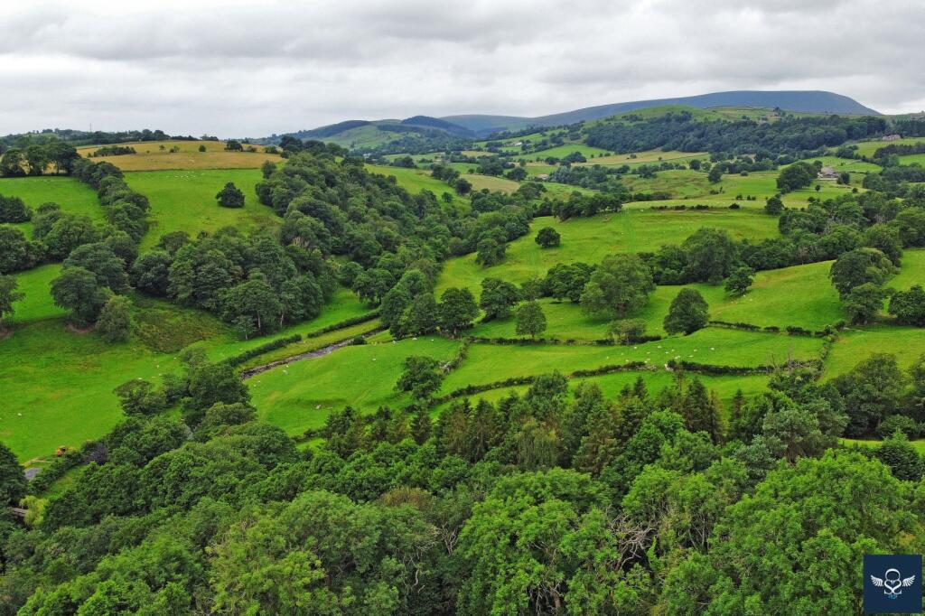 Additional image 11 of 401 Gisburn Road, Blacko