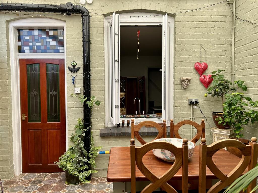 Additional image 8 of Whitehall Road, Cradley Heath