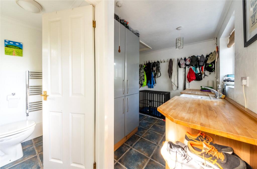 Additional image 20 of Priory Park, Bradford On Avon