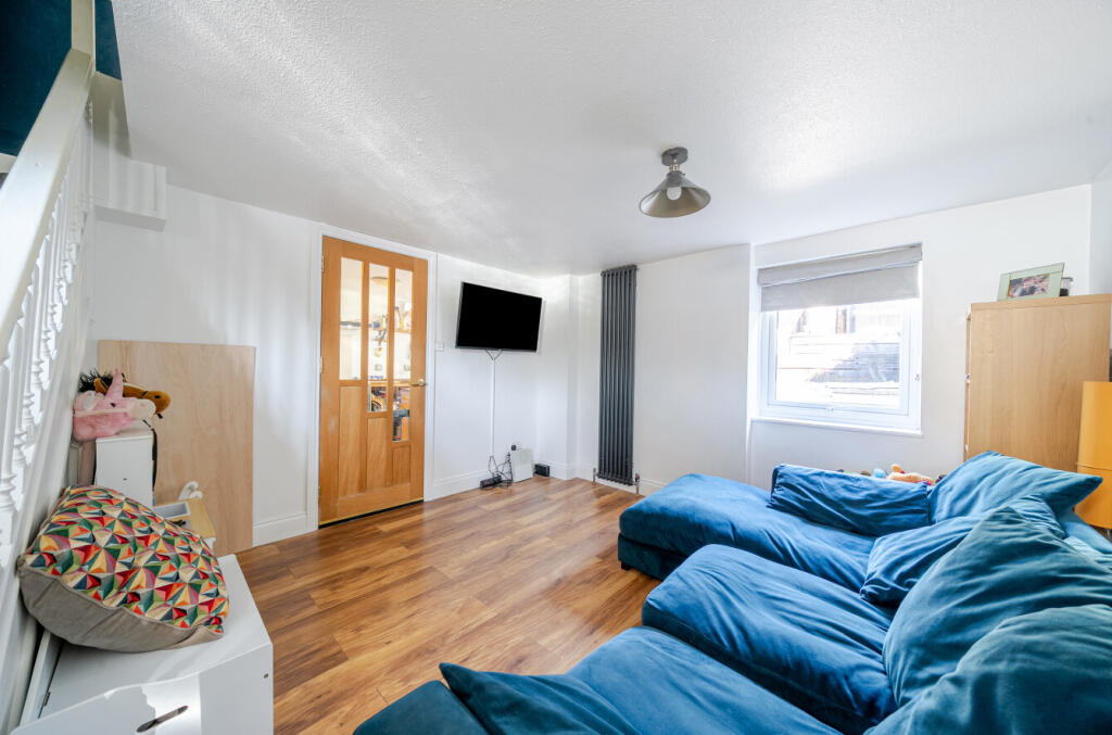 Additional image 2 of Butlers Court, South Street, Warminster, BA12