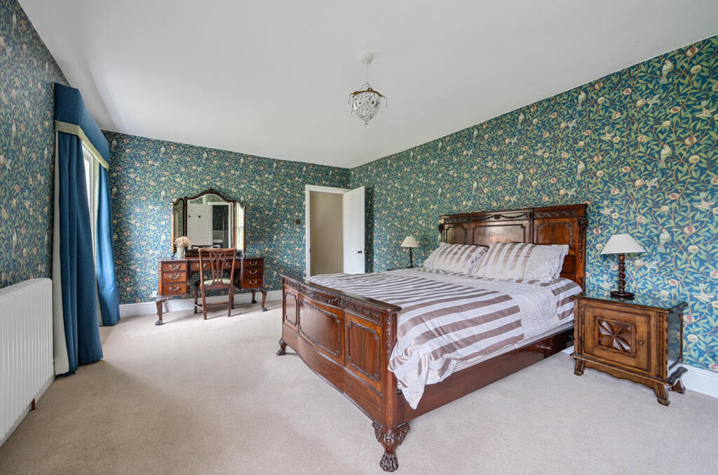 Additional image 4 of Lambrook Street, Glastonbury, BA6